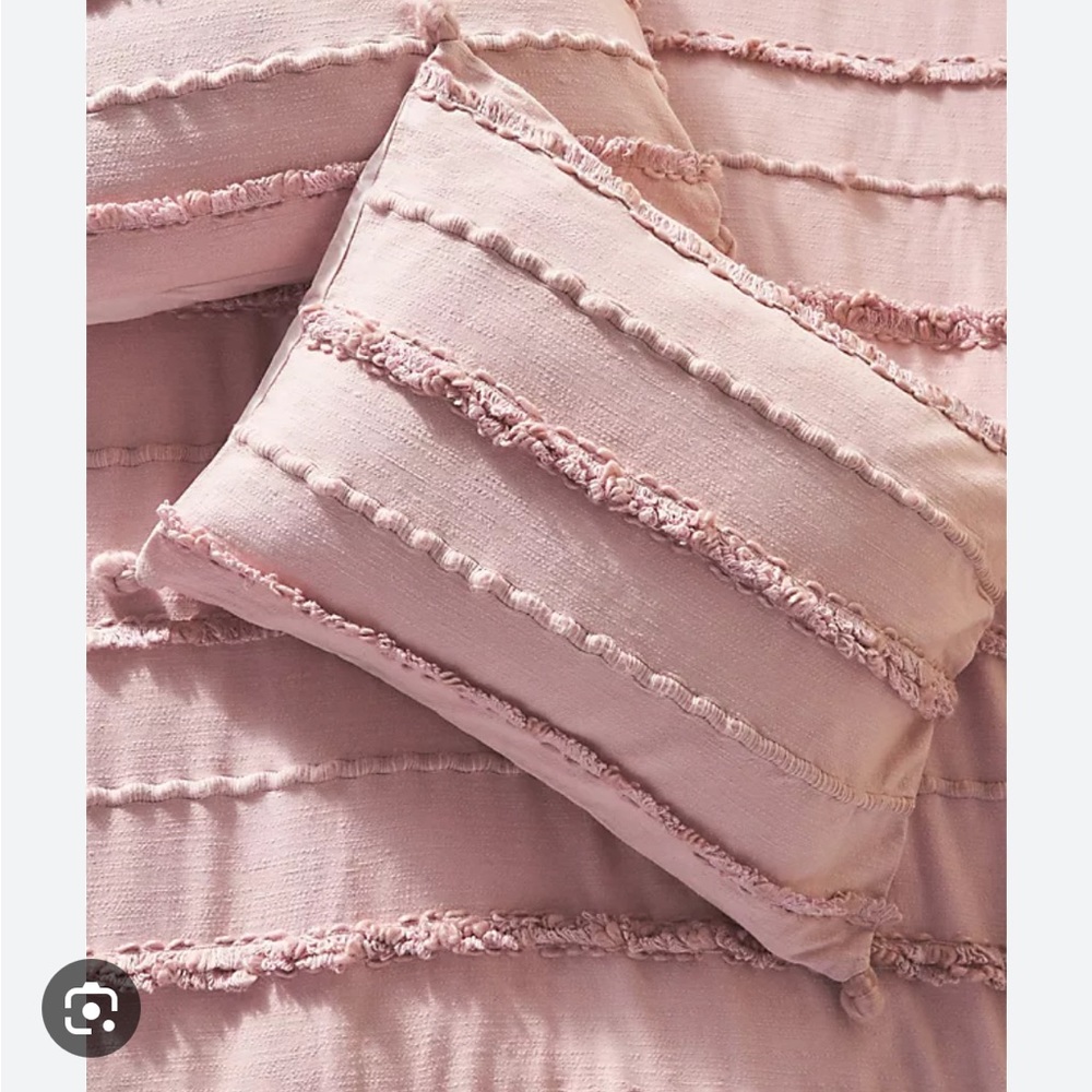 Anthro nwt pair of standard shams
